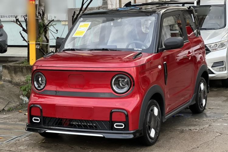 Used Geely Galaxy Panda 2025 210km Panda Kart Exterior 4