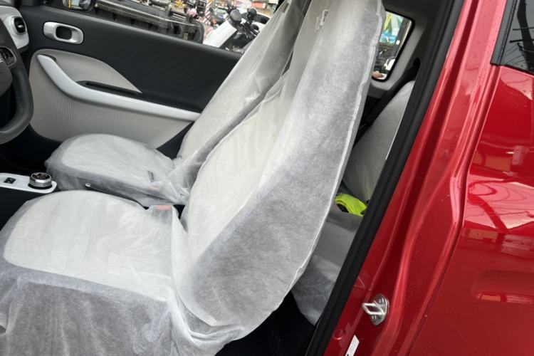 Used Geely Galaxy Panda 2025 210km Panda Kart Interior 4