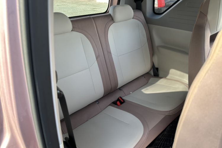 Used Geely Galaxy Panda 2025 210km Panda Kart Interior 4