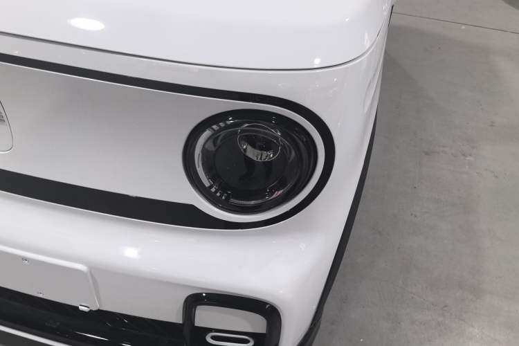 Used Geely Galaxy Panda 2025 210km Panda Kart Left Front Headlight