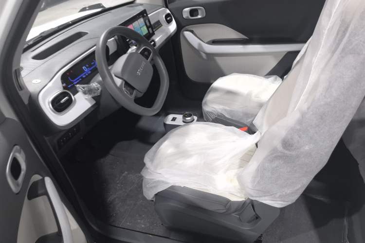 Used Geely Galaxy Panda 2025 210km Panda Kart Left Front Seat