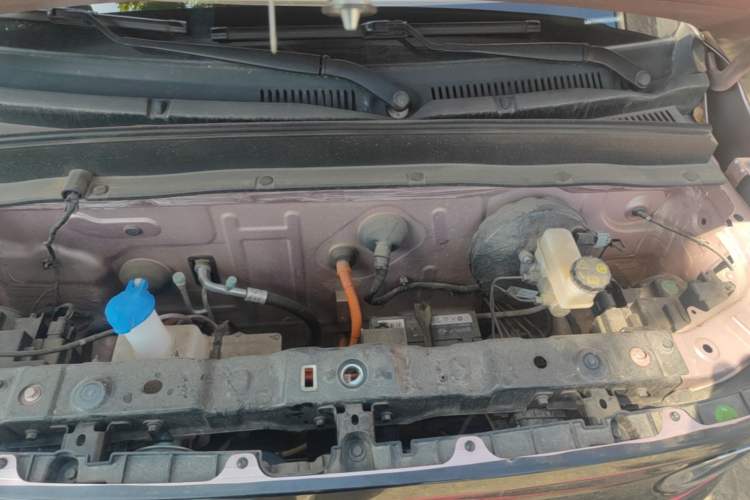 Used Geely Galaxy Panda 2023 Panda Mini 200km Endurance Bear Engine Bay
