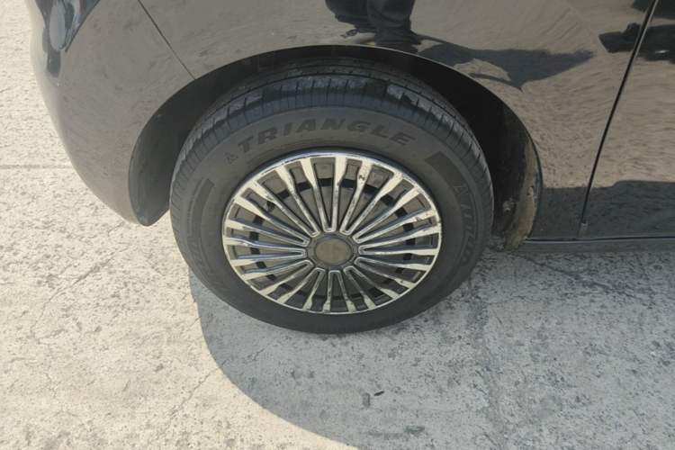 Used Geely Galaxy Panda 2023 Panda Mini 200km Endurance Bear Left Front Wheel Hub