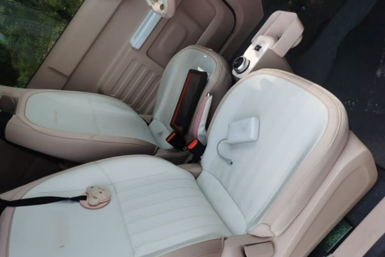 Used Geely Galaxy Panda 2023 Panda Mini 200km Endurance Bear Right Front Seat