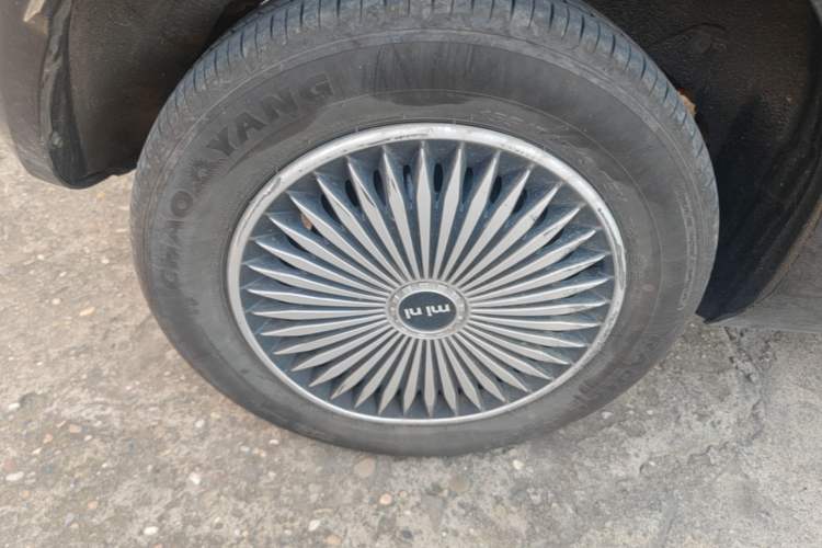 Used Geely Galaxy Panda 2023 Panda Mini 200km Endurance Bear Right Rear Wheel Hub