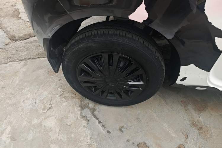 Used Geely Galaxy Panda 2023 Panda Mini 200km Endurance Bear Right Rear Wheel Hub