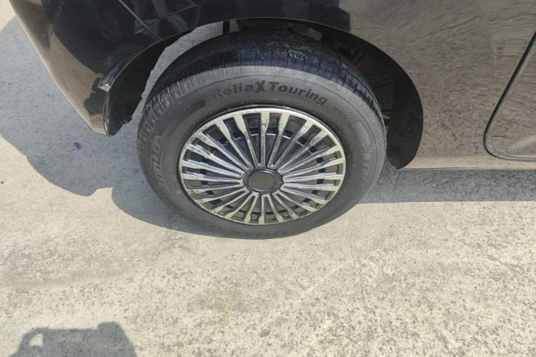 Used Geely Galaxy Panda 2023 Panda Mini 200km Endurance Bear Right Rear Wheel Hub