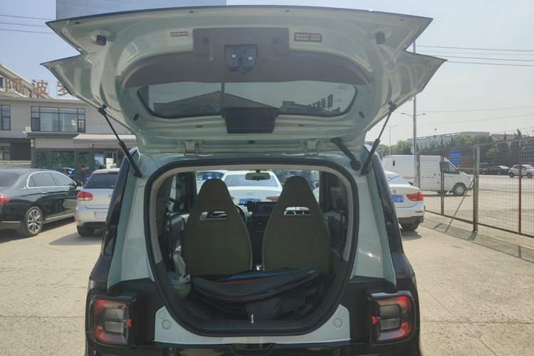Used Geely Galaxy Panda 2023 Panda Mini 200km Endurance Bear Trunk