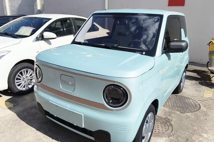 Used Geely Galaxy Panda 2023 Panda Mini 120km Cute Bear Guazi used car, China used car export, Used car for sale, Used  cars, Cheapest cars for sale