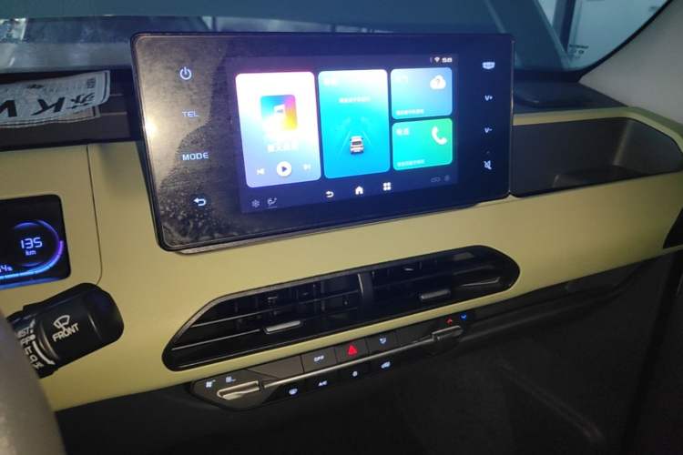 Used Geely Galaxy Panda 2023 Panda Mini 200km Dynamic Bear Audio And AC Panel