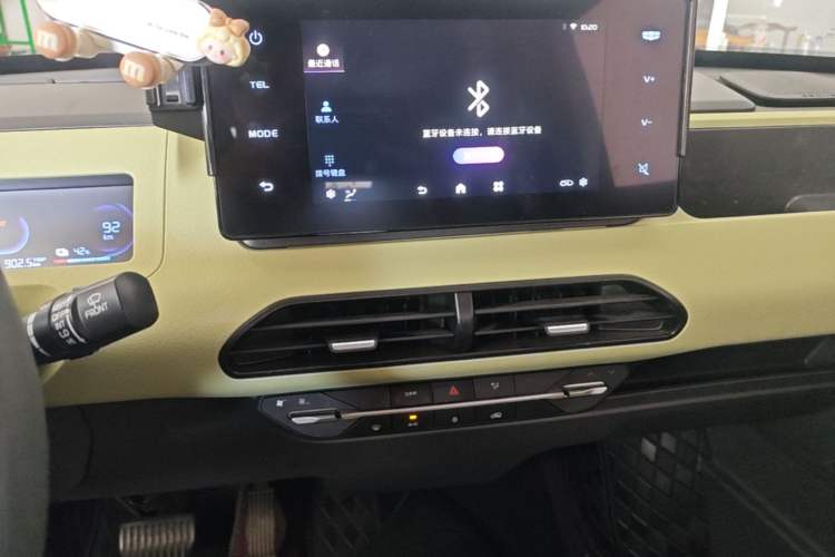 Used Geely Galaxy Panda 2023 Panda Mini 200km Dynamic Bear Audio And AC Panel