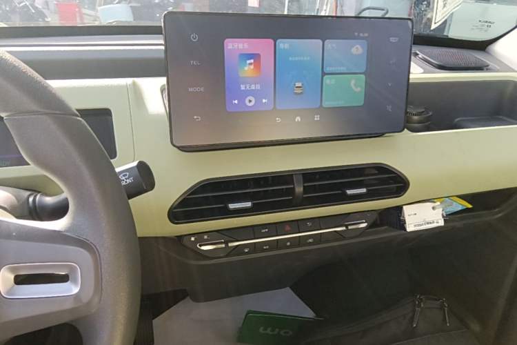 Used Geely Galaxy Panda 2023 Panda Mini 200km Dynamic Bear Audio And AC Panel