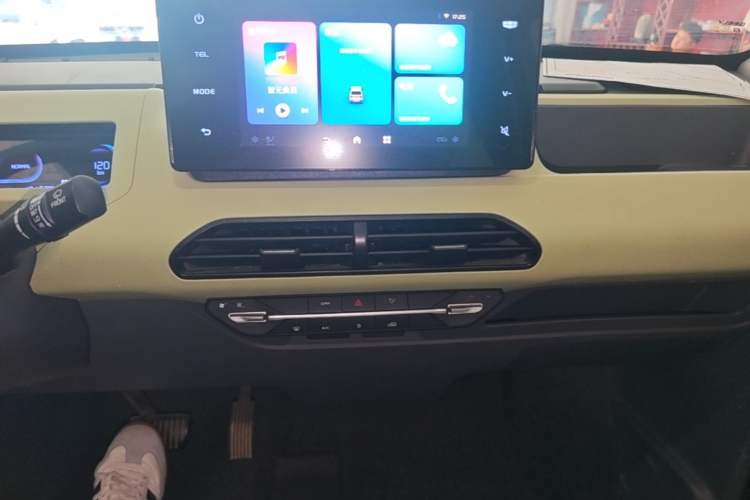 Used Geely Galaxy Panda 2023 Panda Mini 120km Asian Games Edition Audio And AC Panel