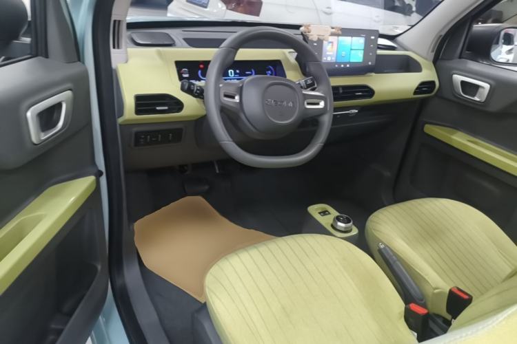 Used Geely Galaxy Panda 2023 Panda Mini 120km Asian Games Edition Center Console
