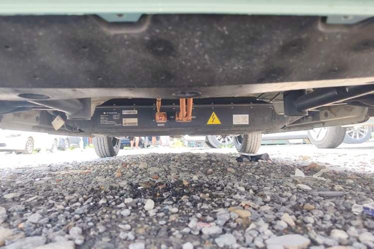 Used Geely Galaxy Panda 2023 Panda Mini 200km Endurance Bear Chassis Front