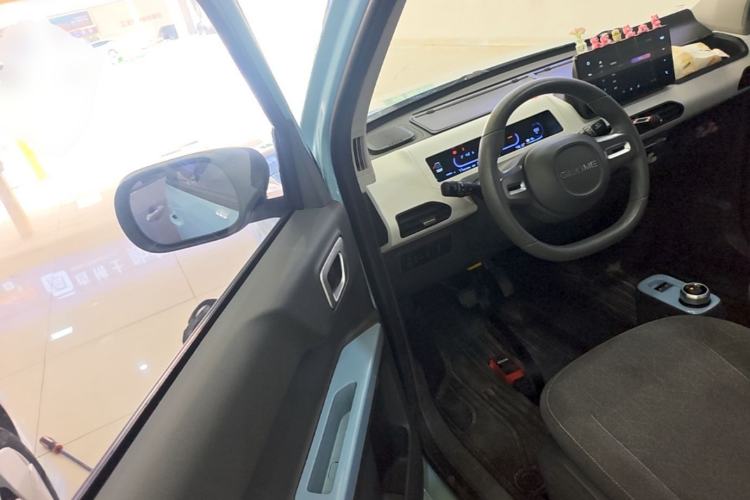 Used Geely Galaxy Panda 2023 Panda Mini 200km Endurance Bear Driver Seat