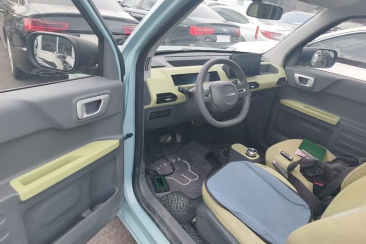 Used Geely Galaxy Panda 2023 Panda Mini 120km Cute Bear Driver Seat