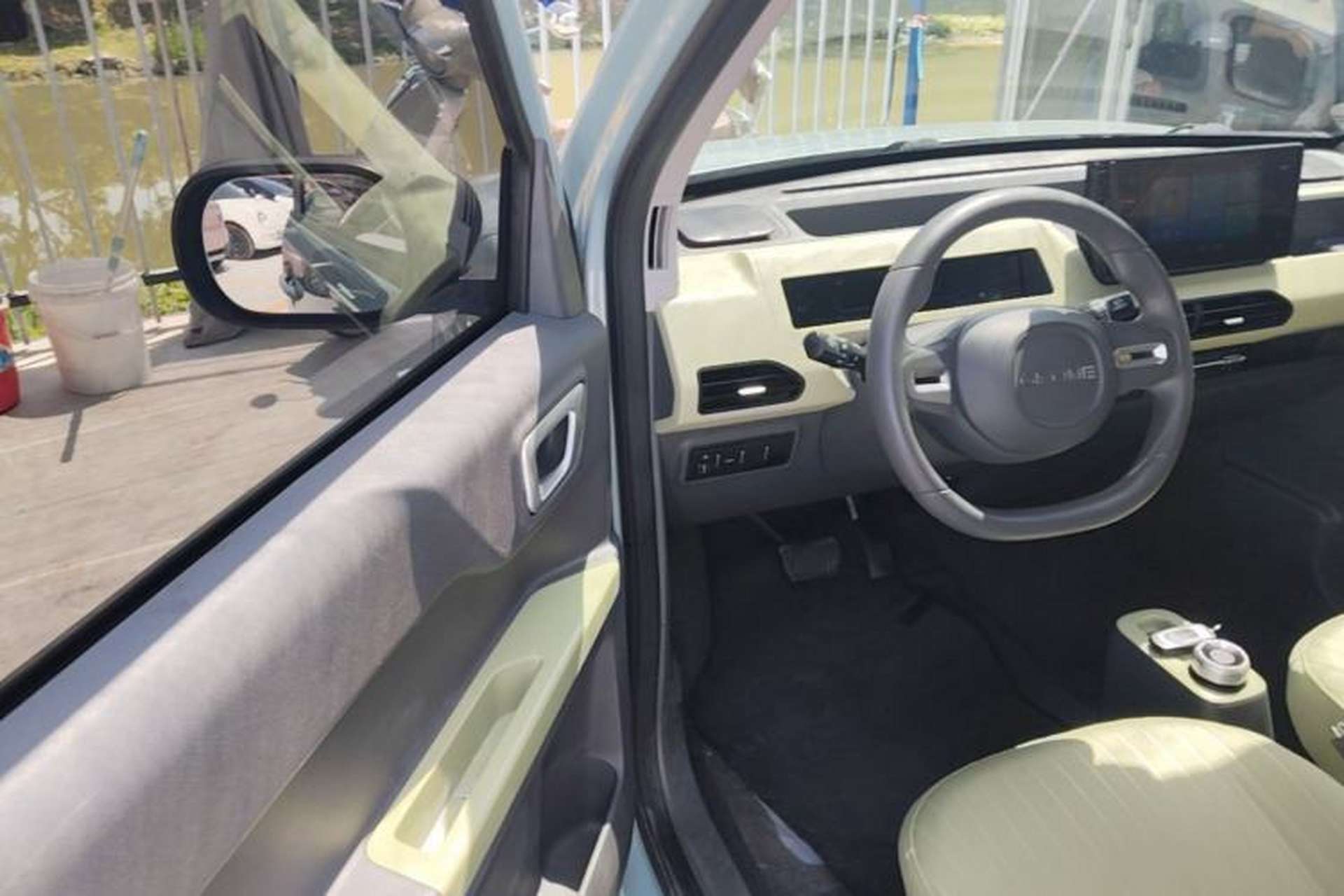 Used Geely Galaxy Panda 2023 Panda Mini 200km Endurance Bear Driver Seat