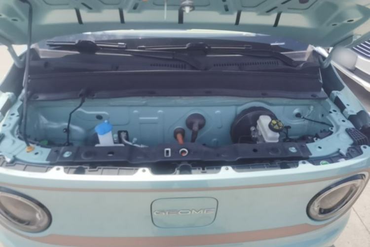Used Geely Galaxy Panda 2023 Panda Mini 200km Endurance Bear Engine Bay