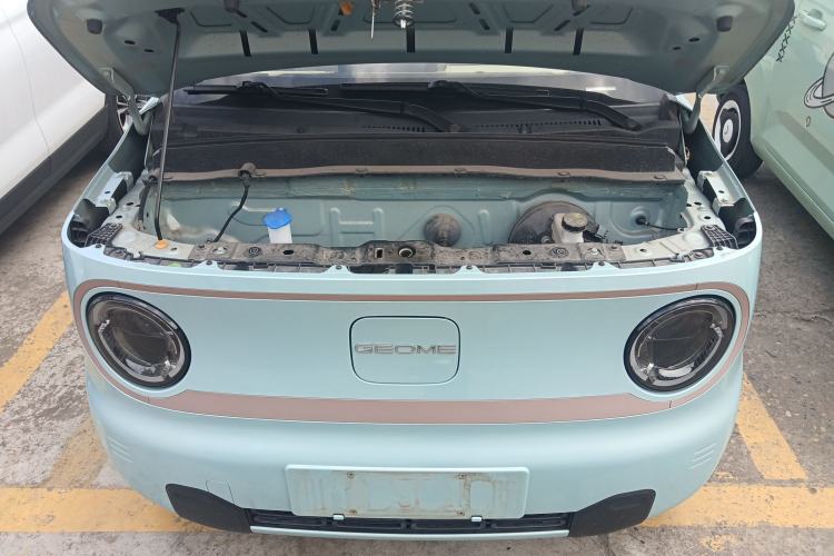 Used Geely Galaxy Panda 2023 Panda Mini 200km Endurance Bear Engine Bay
