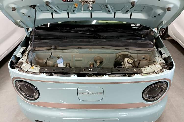 Used Geely Galaxy Panda 2023 Panda Mini 200km Dynamic Bear Engine Bay