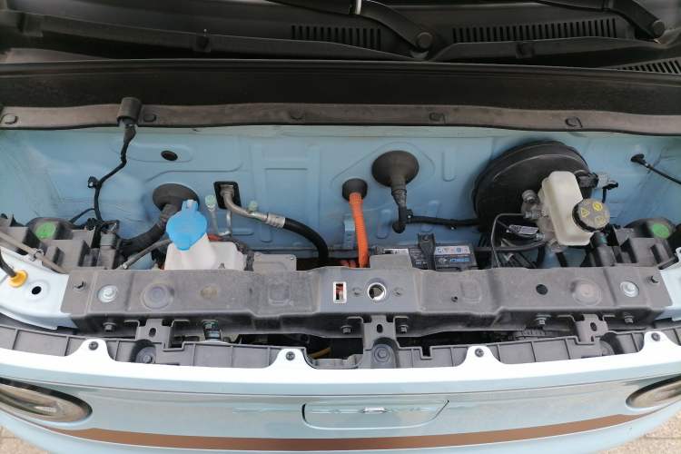 Used Geely Galaxy Panda 2023 Panda Mini 200km Endurance Bear Engine Bay