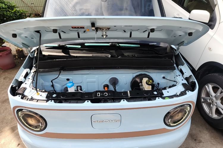 Used Geely Galaxy Panda 2023 Panda Mini 200km Endurance Bear Engine Bay