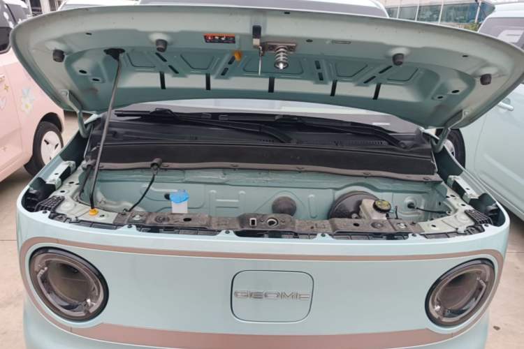 Used Geely Galaxy Panda 2023 Panda Mini 200km Endurance Bear Engine Bay
