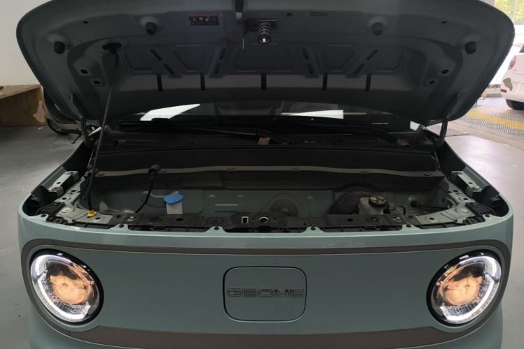 Used Geely Galaxy Panda 2023 Panda Mini 200km Endurance Bear Engine Bay