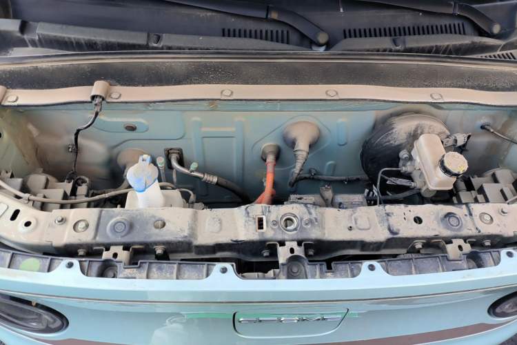 Used Geely Galaxy Panda 2023 Panda Mini 120km Super Cute Bear Engine Bay