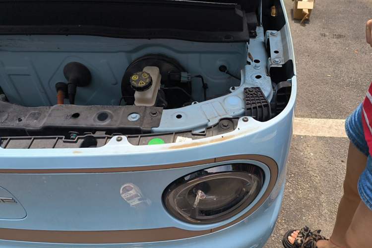 Used Geely Galaxy Panda 2023 Panda Mini 200km Endurance Bear Engine Bay Left