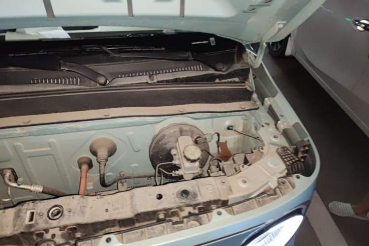 Used Geely Galaxy Panda 2023 Panda Mini 120km Super Cute Bear Engine Bay Left