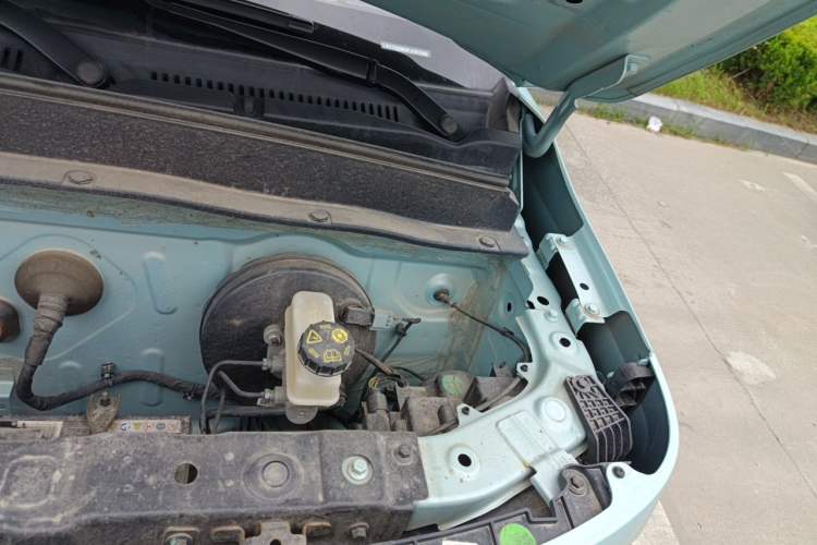 Used Geely Galaxy Panda 2023 Panda Mini 200km Endurance Bear Engine Bay Left