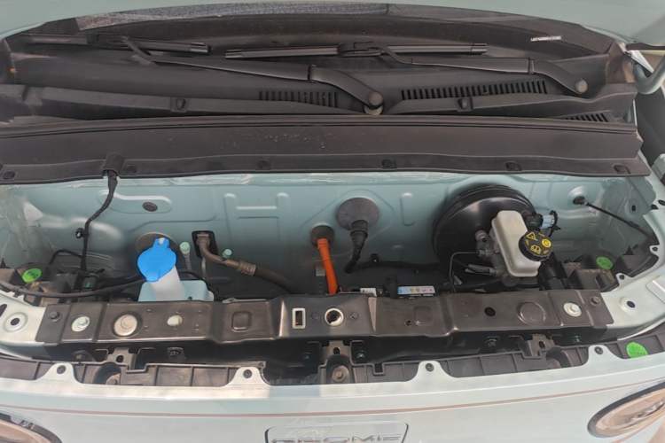 Used Geely Galaxy Panda 2023 Panda Mini 200km Endurance Bear Engine Bay