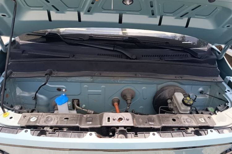 Used Geely Galaxy Panda 2023 Panda Mini 200km Endurance Bear Engine Bay