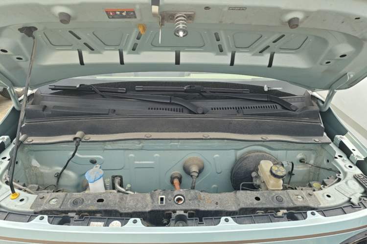 Used Geely Galaxy Panda 2023 Panda Mini 200km Endurance Bear Engine Bay