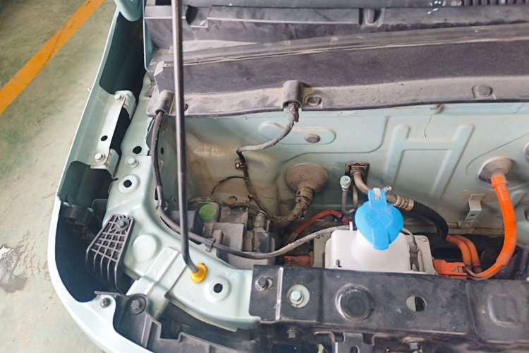 Used Geely Galaxy Panda 2023 Panda Mini 200km Endurance Bear Engine Bay Right