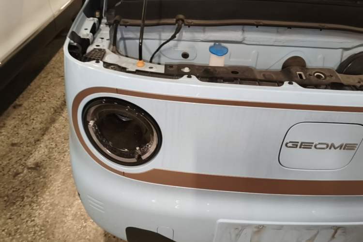 Used Geely Galaxy Panda 2023 Panda Mini 200km Endurance Bear Engine Bay Right