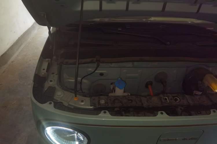 Used Geely Galaxy Panda 2023 Panda Mini 200km Endurance Bear Engine Bay Right