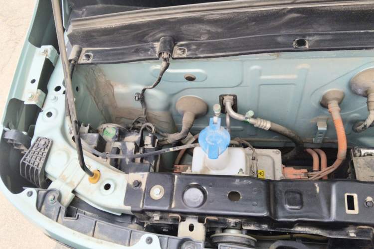 Used Geely Galaxy Panda 2023 Panda Mini 200km Endurance Bear Engine Bay Right