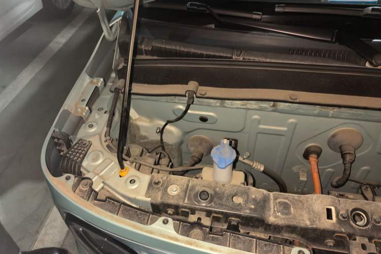 Used Geely Galaxy Panda 2023 Panda Mini 200km Endurance Bear Engine Bay Right