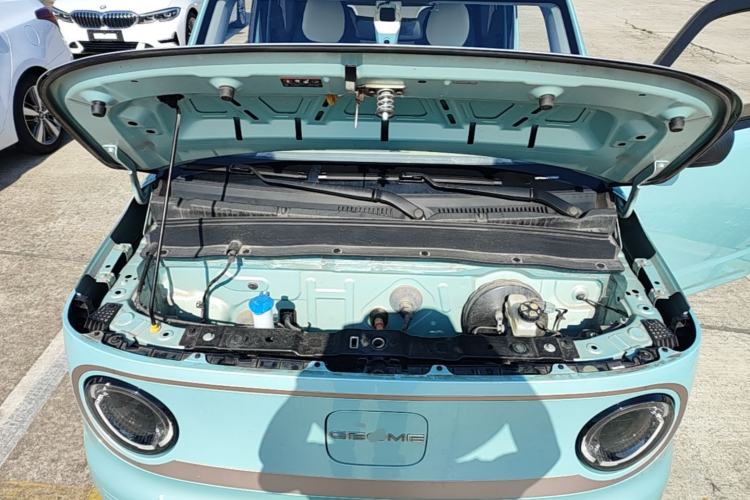 Used Geely Galaxy Panda 2023 Panda Mini 200km Endurance Bear Engine Bay