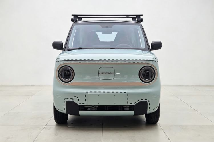 Used Geely Galaxy Panda 2023 Panda Mini 200km Endurance Bear Exterior 1