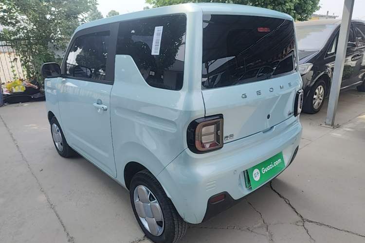 Used Geely Galaxy Panda 2023 Panda Mini 200km Endurance Bear Exterior 2