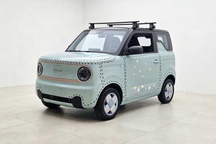 Used Geely Galaxy Panda 2023 Panda Mini 200km Endurance Bear Exterior 3