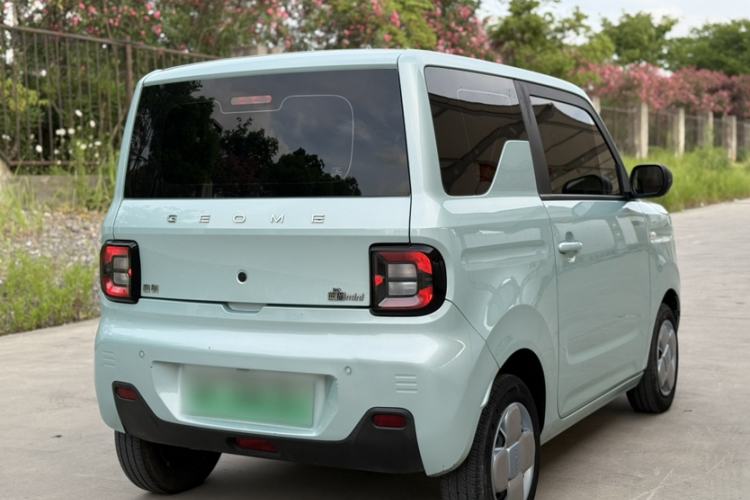 Used Geely Galaxy Panda 2023 Panda Mini 200km Endurance Bear Exterior 3