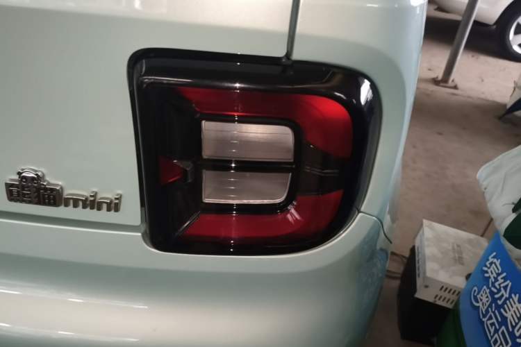 Used Geely Galaxy Panda 2023 Panda Mini 200km Endurance Bear Exterior 3