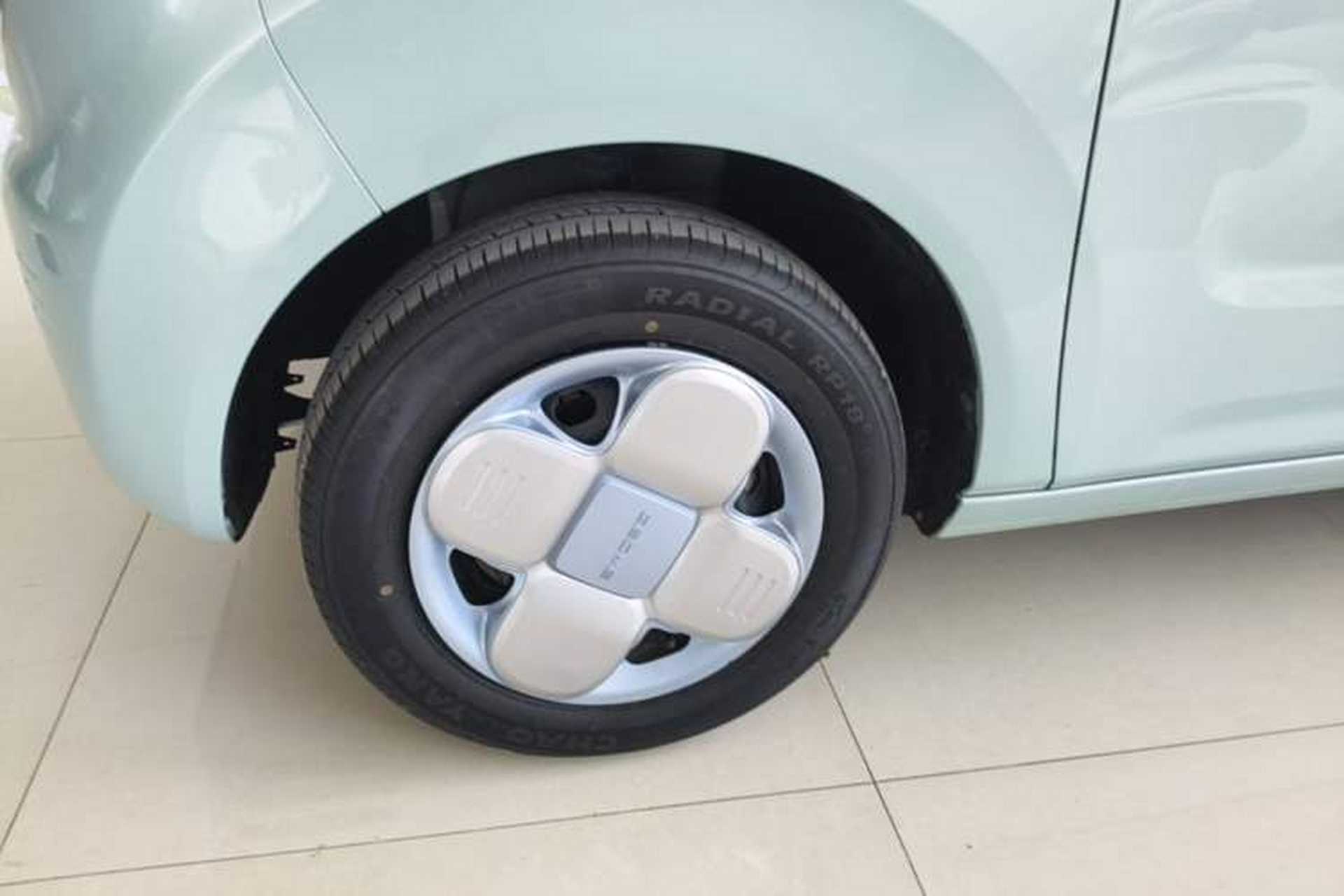 Used Geely Galaxy Panda 2023 Panda Mini 200km Endurance Bear Exterior 4