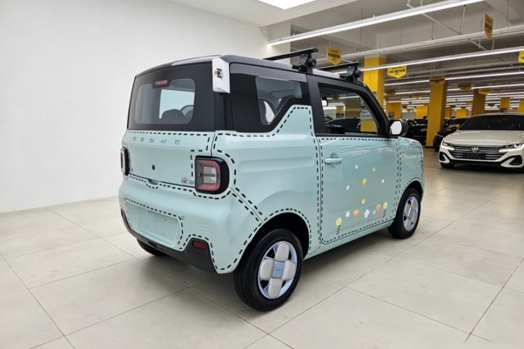 Used Geely Galaxy Panda 2023 Panda Mini 200km Endurance Bear Exterior 4