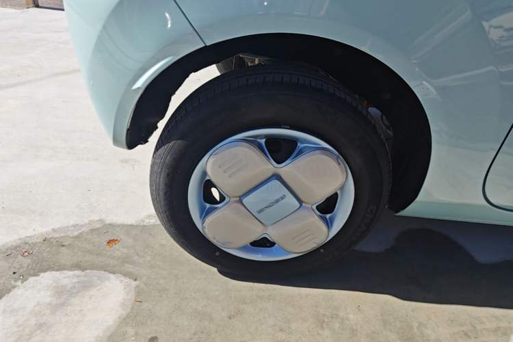 Used Geely Galaxy Panda 2023 Panda Mini 200km Endurance Bear Exterior 5